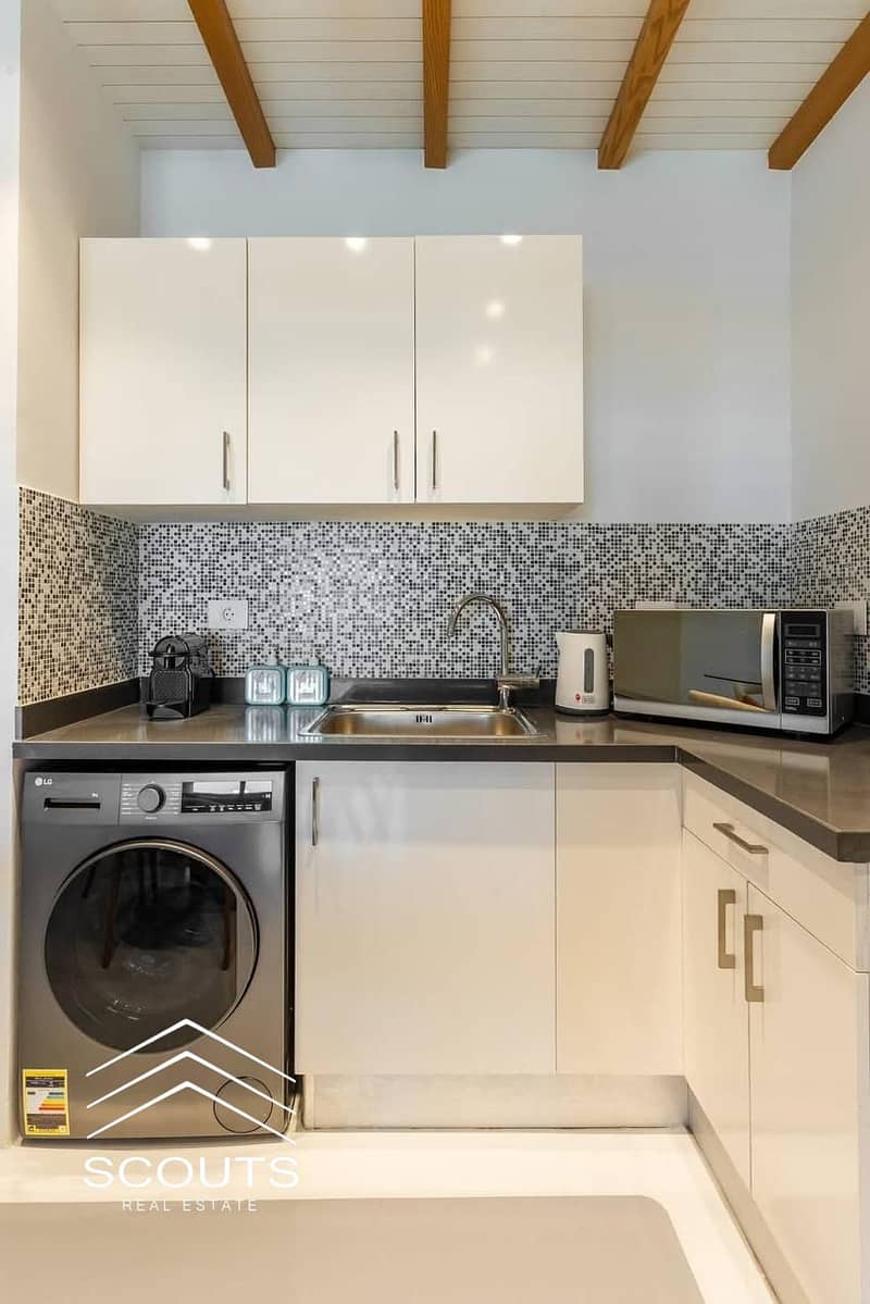 7 5dbfe385-4e9b-409b-9b85-70ad1c296033. jpg