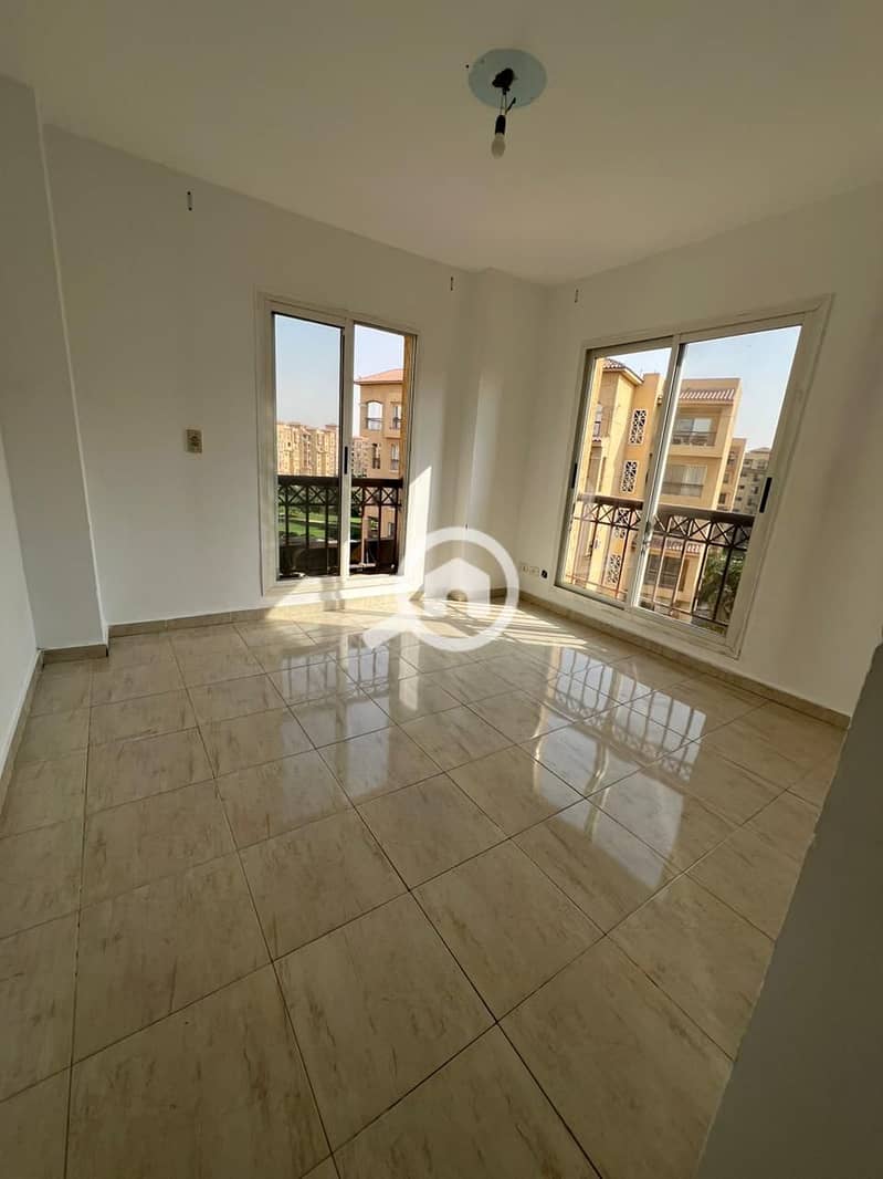 2 8aac2301-0ba2-4775-8b67-0d46d87364f5. jpg