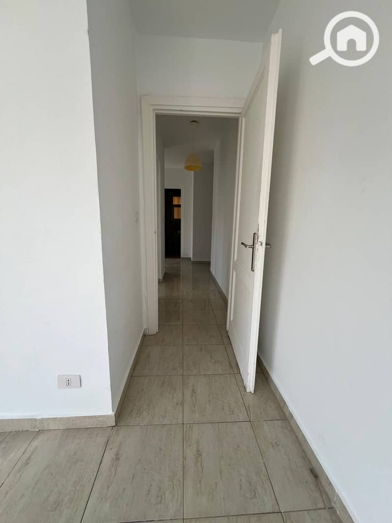 4 8375a13e-703d-4f4d-9617-2db84b022d7a. jpg