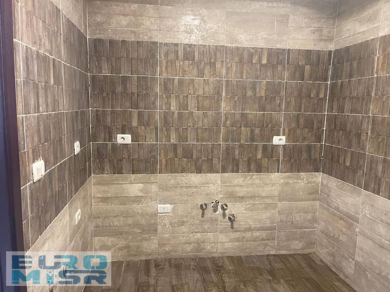 8 WhatsApp Image 2025-11-06 at 2.54. 14 PM (3). jpeg