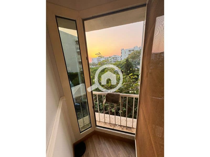 10 1e806517-8169-402d-ad84-41ca53fd56b2. jfif. jpg