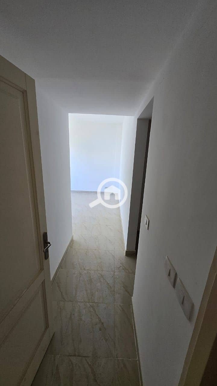 5 WhatsApp Image 2025-11-10 at 15.58. 57_2ab16a53. jpg