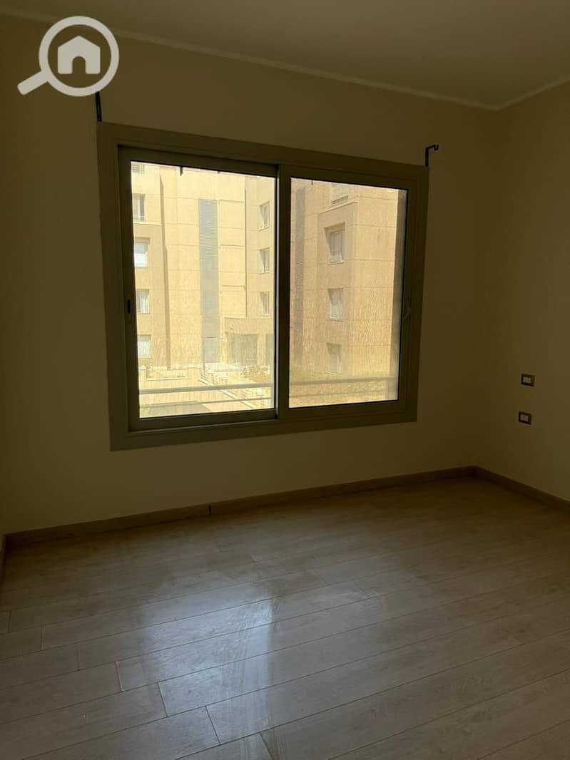 3 WhatsApp Image 2025-11-10 at 13.48. 27_50d55bf1. jpg