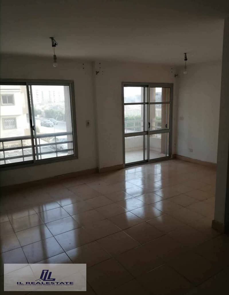 3 c5884ada-8928-4d93-a18c-b937a787a5a9. jpg