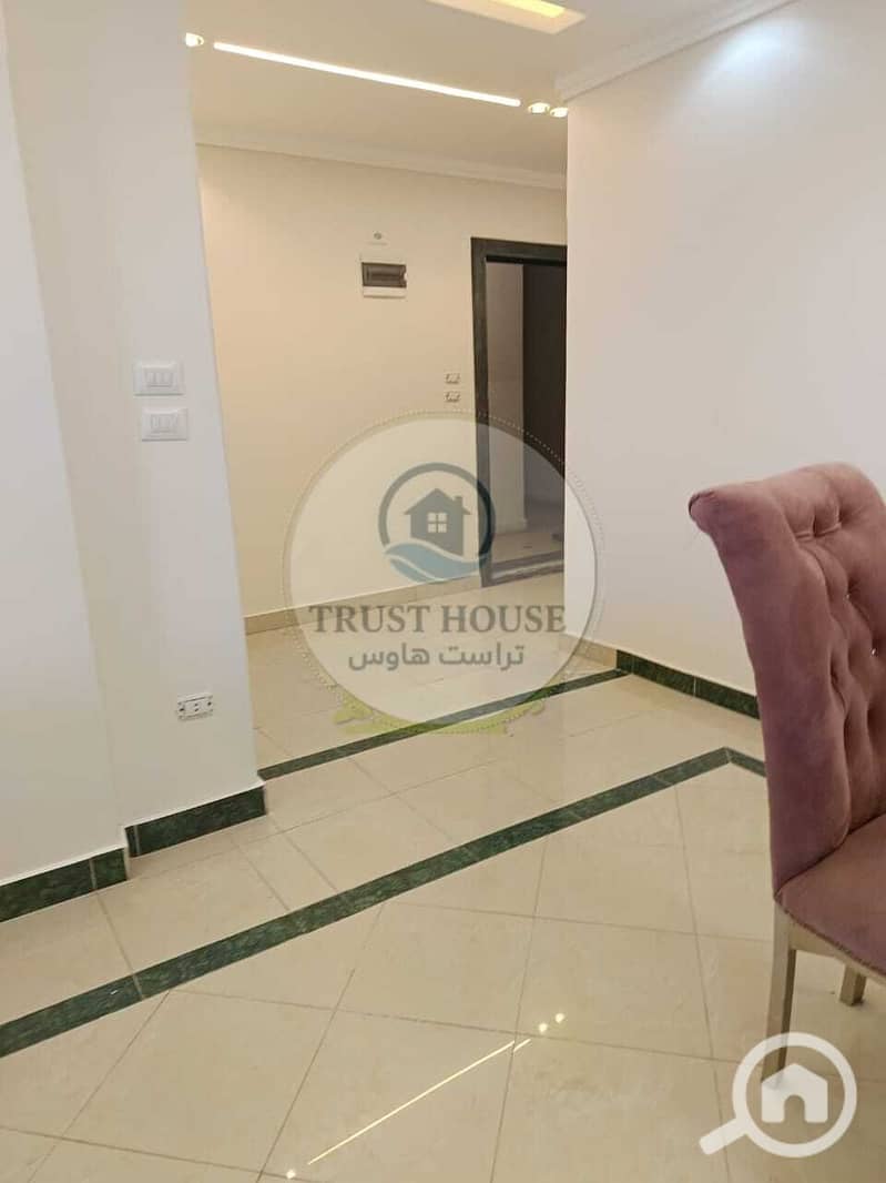 14 WhatsApp Image 2025-11-06 at 14.27. 43 (1). jpeg