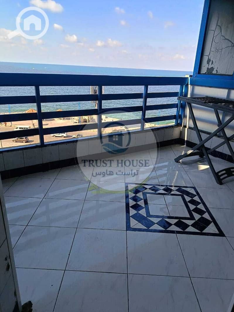 24 WhatsApp Image 2025-11-06 at 14.27. 45 (4). jpeg