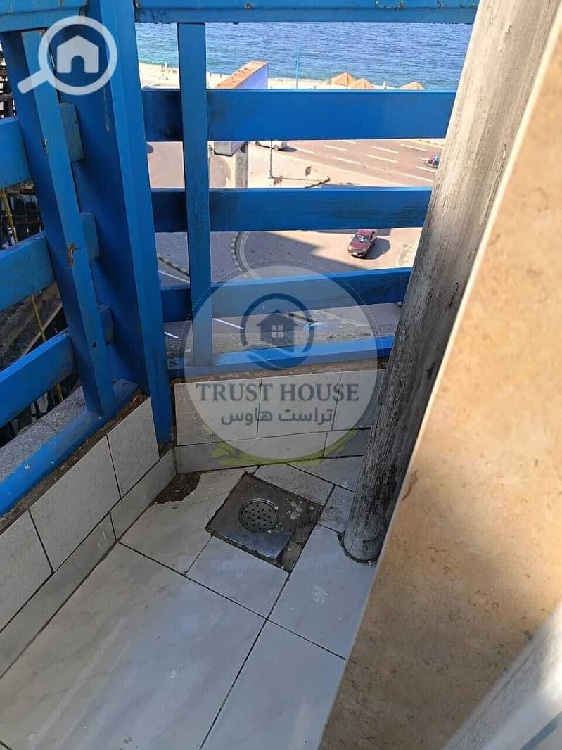 25 WhatsApp Image 2025-11-06 at 14.27. 45 (5). jpeg