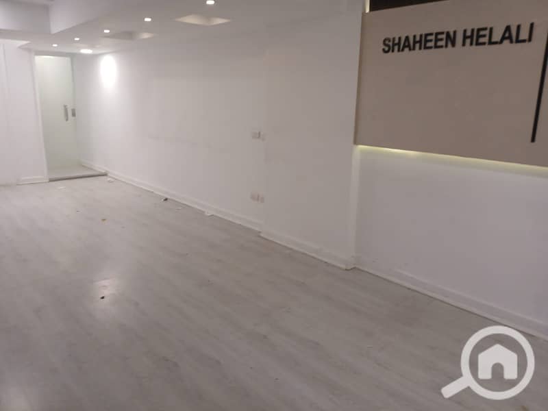 6 e5766326-de9a-4d8e-8bb1-8015e195d336. jpg