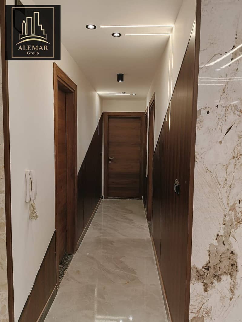 3 24e15764-5876-47e2-817d-4f919ecd361b. jpg