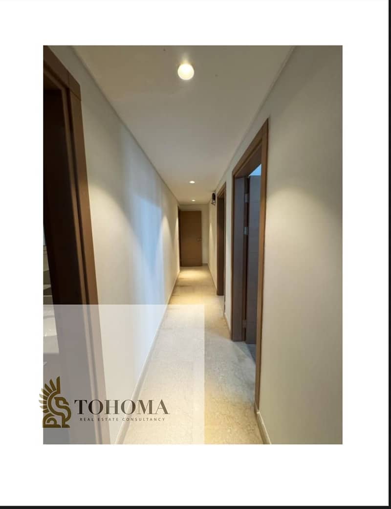 8 d73c61e9-5217-44b5-a39a-a6e8e86273aa. jpg