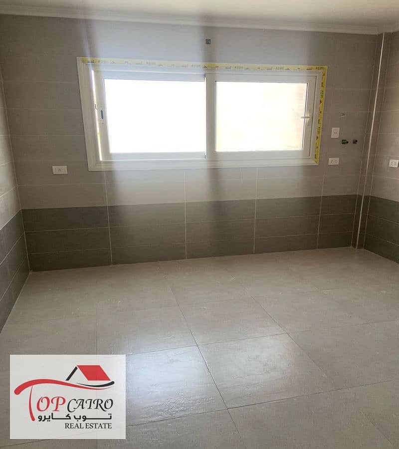 9 IMG-20251110-WA0011_800x900. jpg