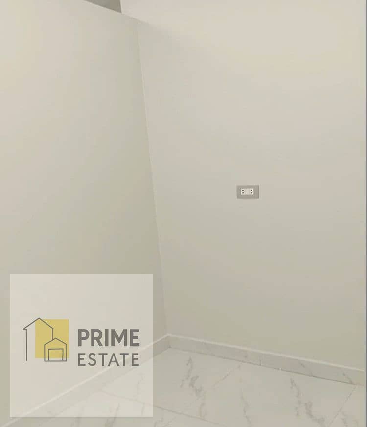 10 WhatsApp Image 2025-11-05 at 3.29. 23 PM. jpeg