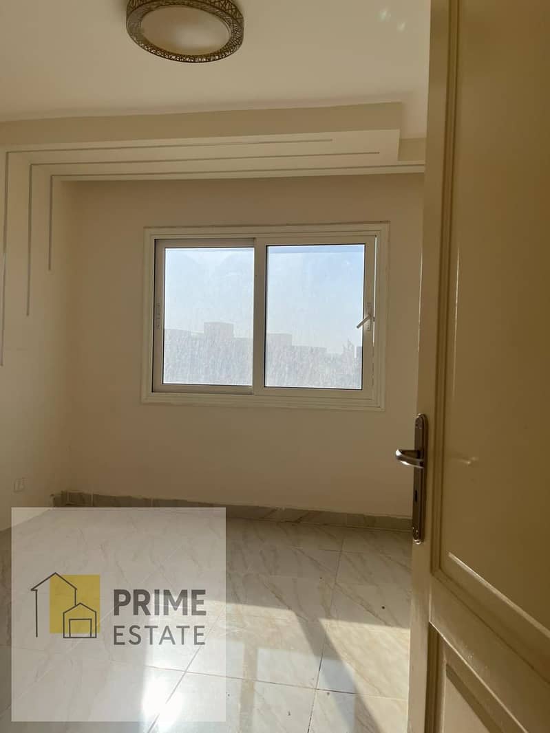 4 WhatsApp Image 2025-10-03 at 13.37. 21_efab484b. jpg