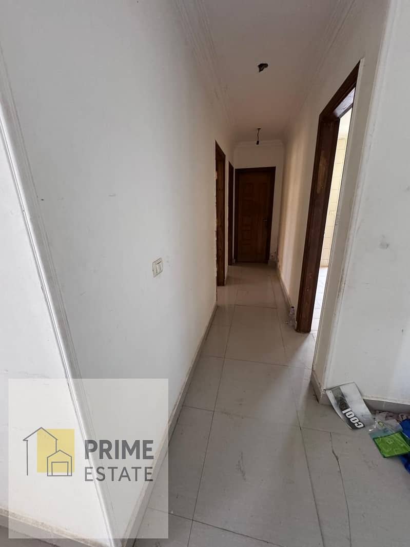 9 WhatsApp Image 2025-11-06 at 00.28. 47_918b362b. jpg