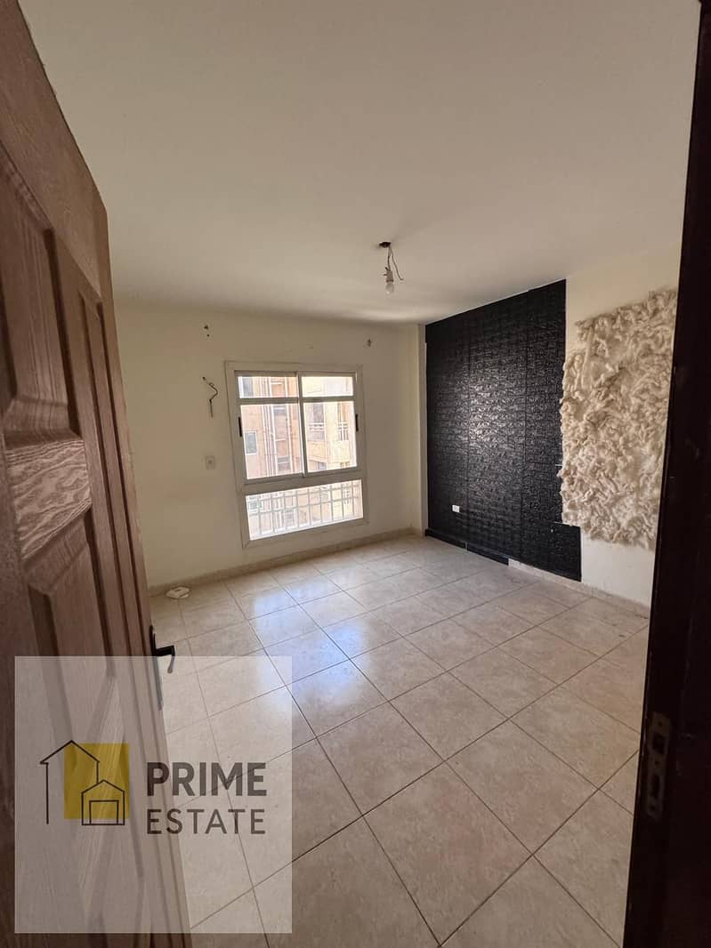 11 WhatsApp Image 2025-11-06 at 00.28. 49_a5e294d6. jpg