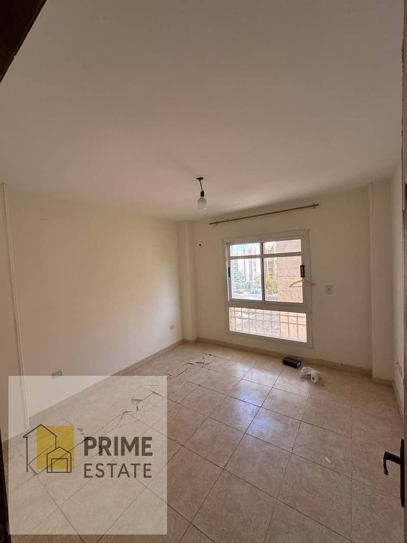 12 WhatsApp Image 2025-11-06 at 00.28. 50_e0568153. jpg