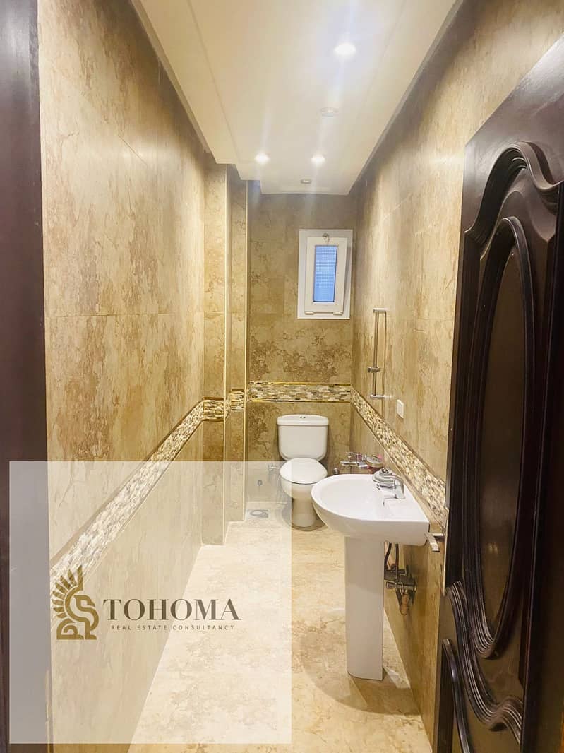 5 6c84c1d7-1ff7-4dc6-a8b8-a75b37ccdaaf. jpg