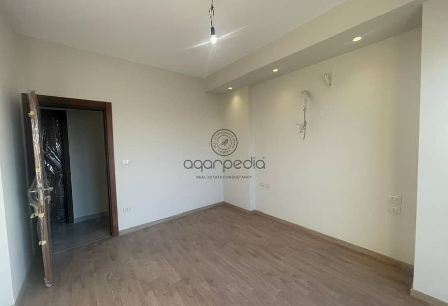 9 04465162-797c-4042-a0f7-97c48324be15. jpg