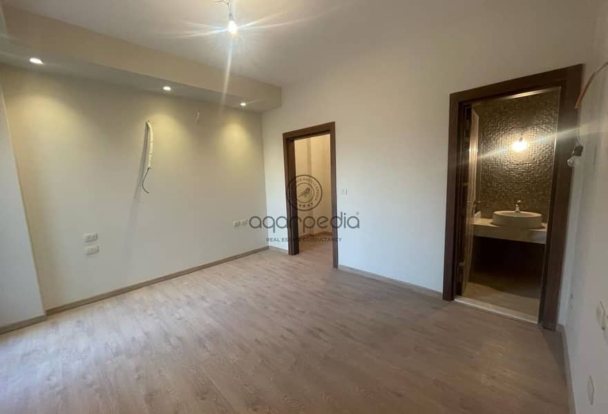 12 df022739-973d-467f-a48a-43a82f185ee3. jpg