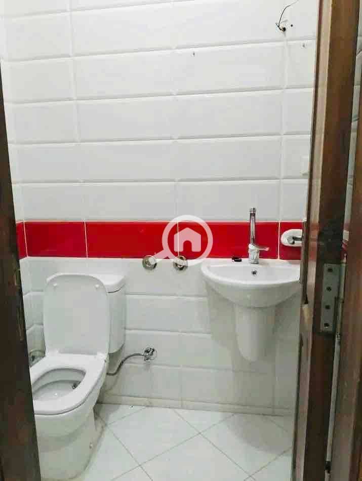 8 6201e33d-4ea0-4333-83e3-4198d2199f0f. jpg