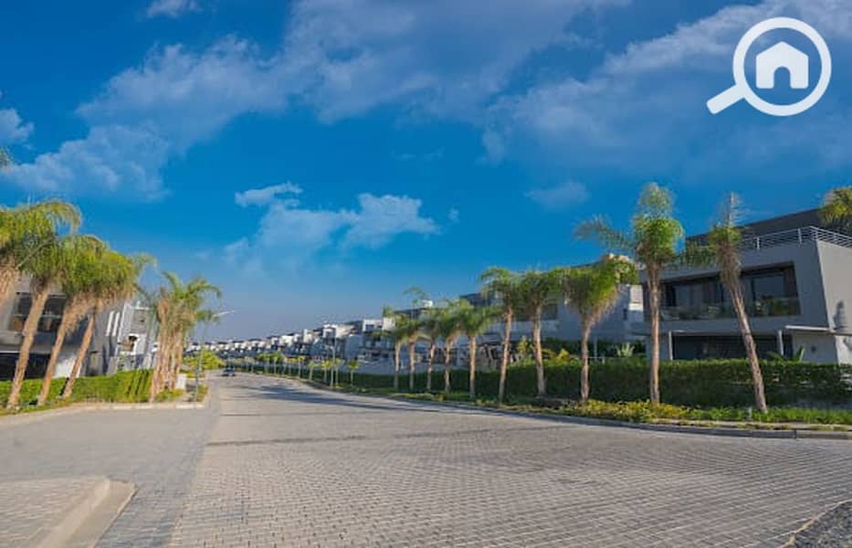 12 WhatsApp Image 2024-11-17 at 10.01. 36 PM_1400x900. jpg