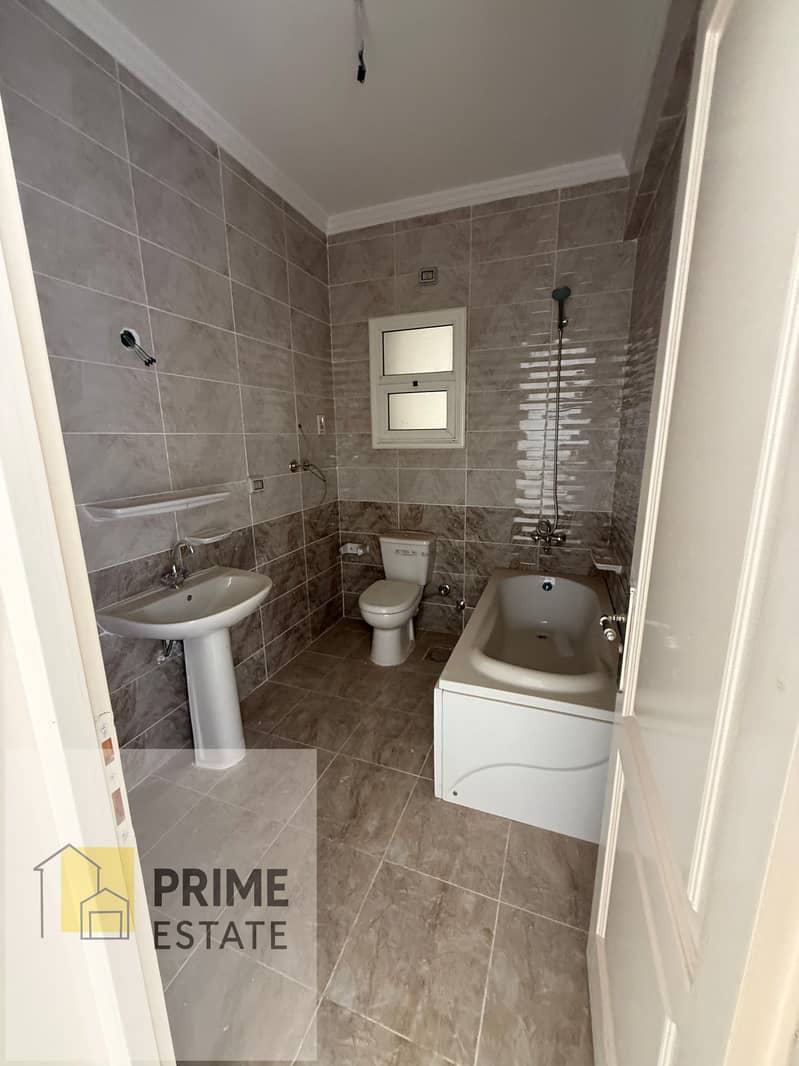 10 WhatsApp Image 2025-11-10 at 1.32. 53 PM. jpeg