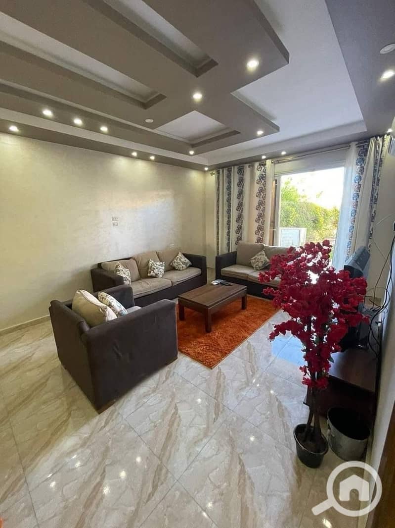 4 1565987b-265c-4cf3-97dc-4180513aa807. jpeg