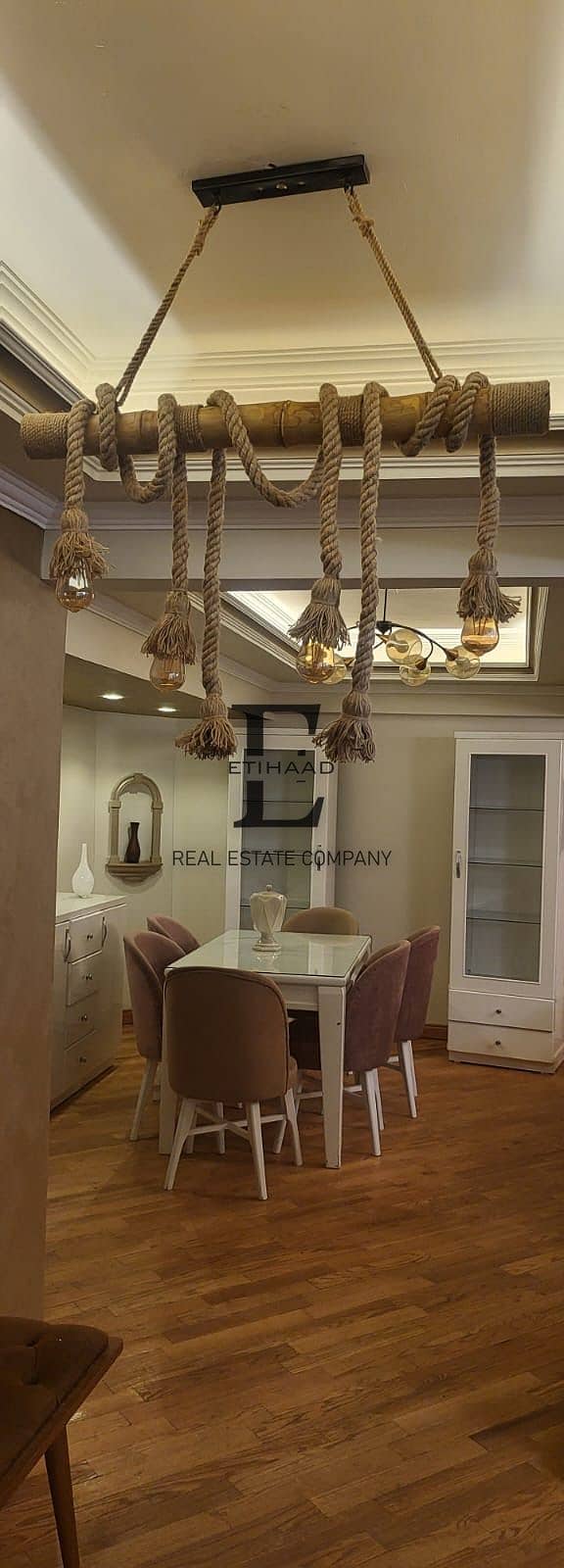 6 fd7db925-f55d-40c6-a846-2c8d8bc4c672. jpeg