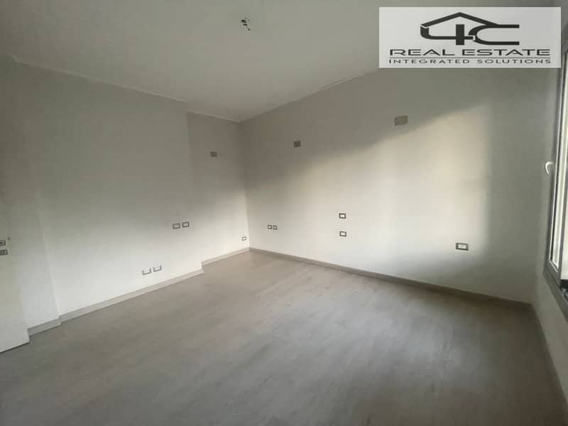 4 WhatsApp Image 2025-11-06 at 4.38. 21 PM (1). jpeg