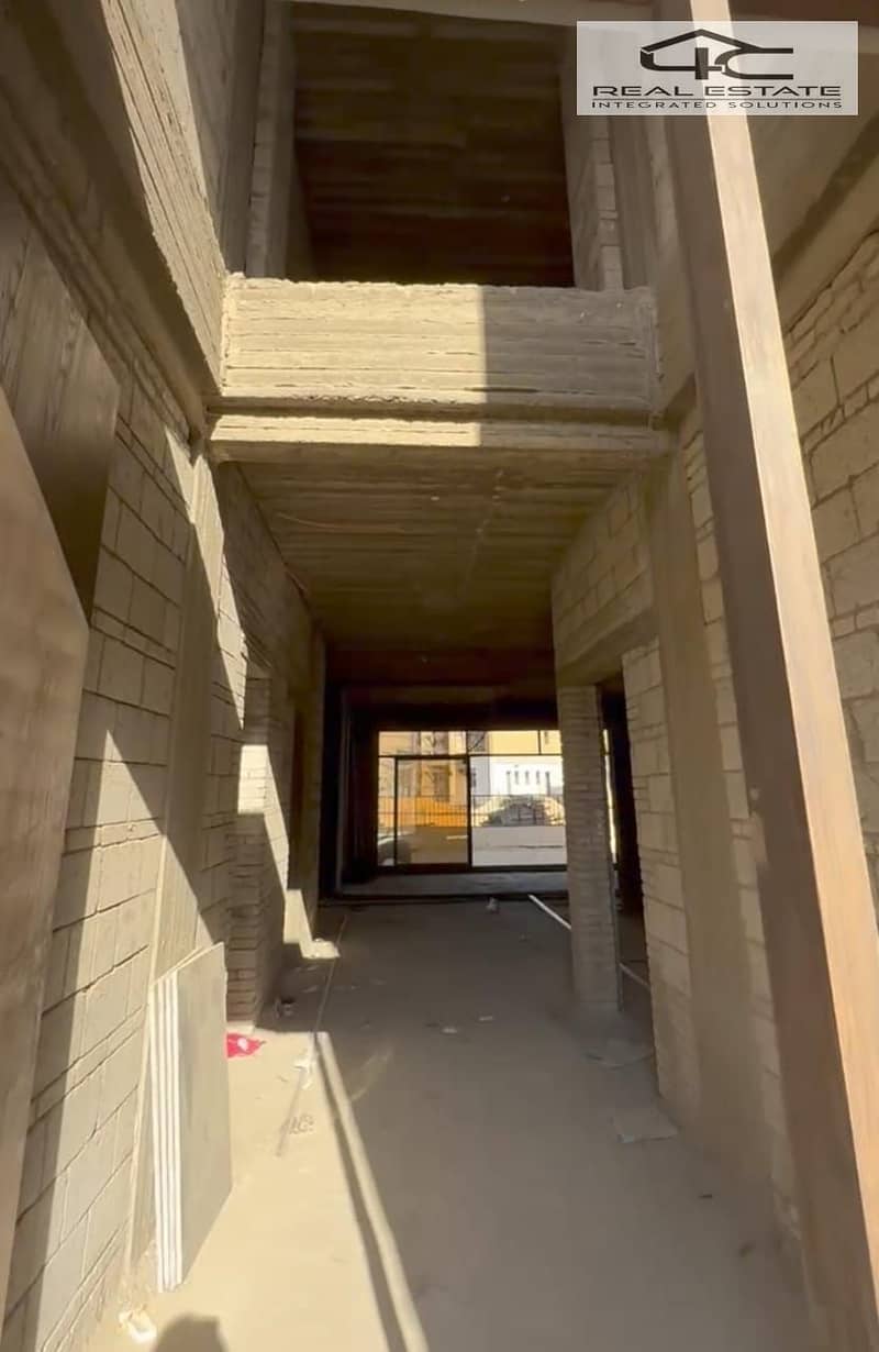 2 WhatsApp Image 2025-11-06 at 10.11. 07 AM. jpeg