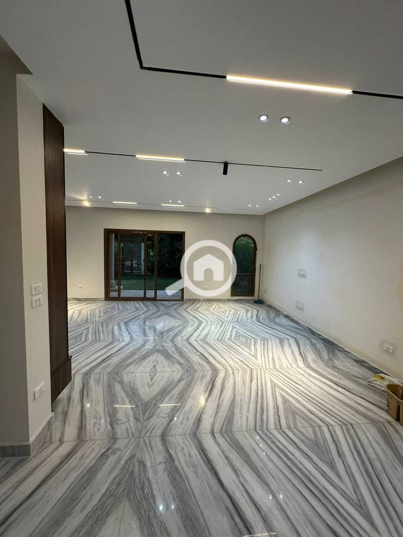 2 0ed0e8ff-7ad7-4bd8-9993-523dc3415d88. jpg