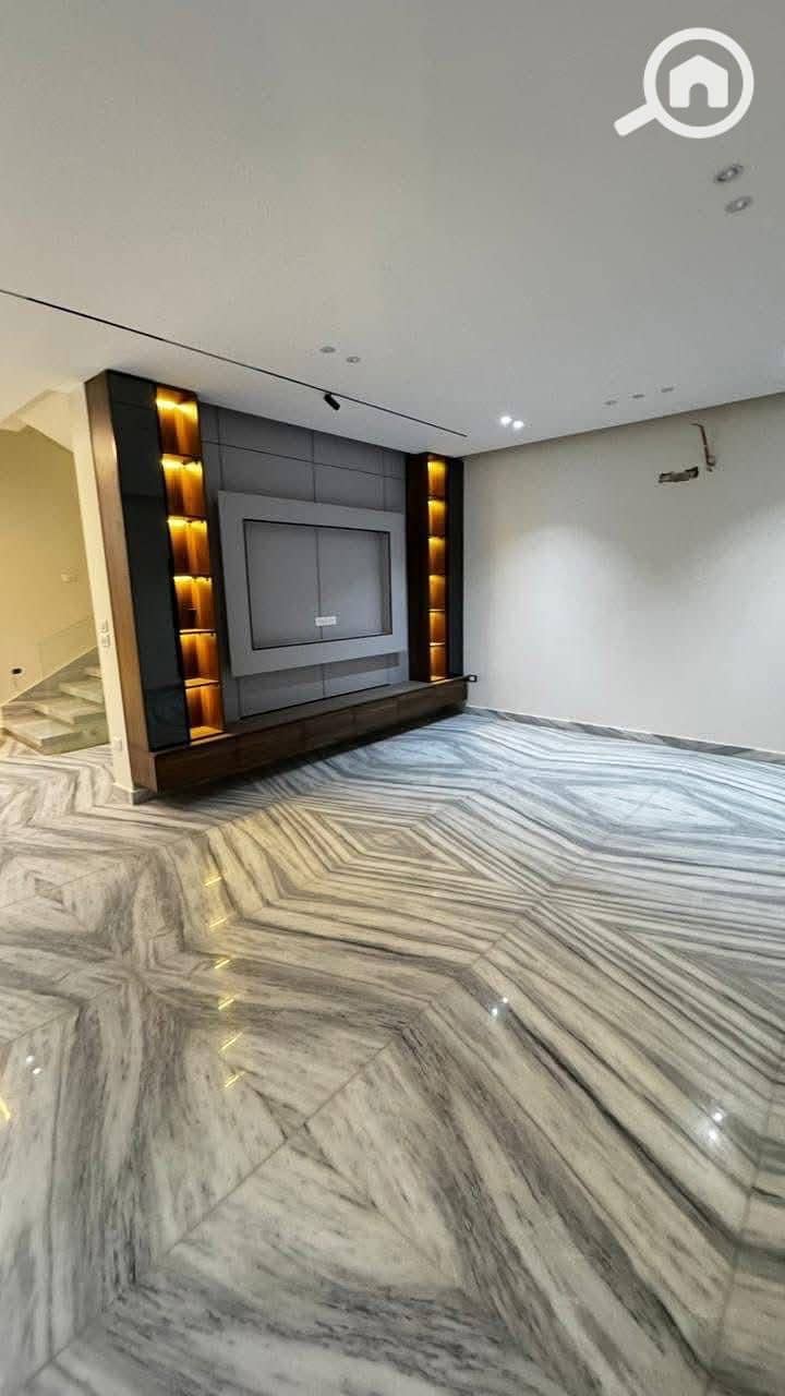 8 015f8952-e1be-4873-91eb-6b54919e3c8e. jpg