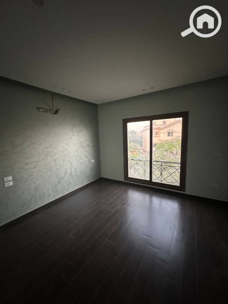 22 bc698da9-7c6a-4a5b-b8f2-3a27a1d55cff. jpg