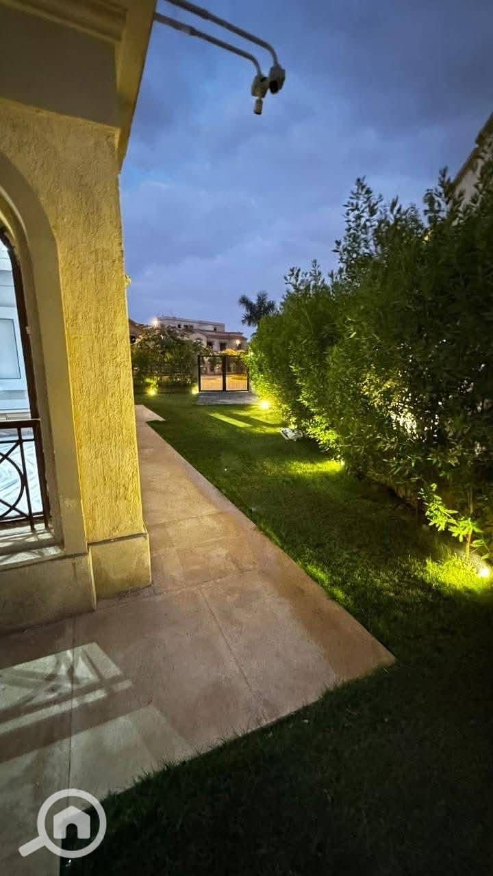 23 e8bbd3c8-088e-4b4d-a952-dd71132570e3. jpg