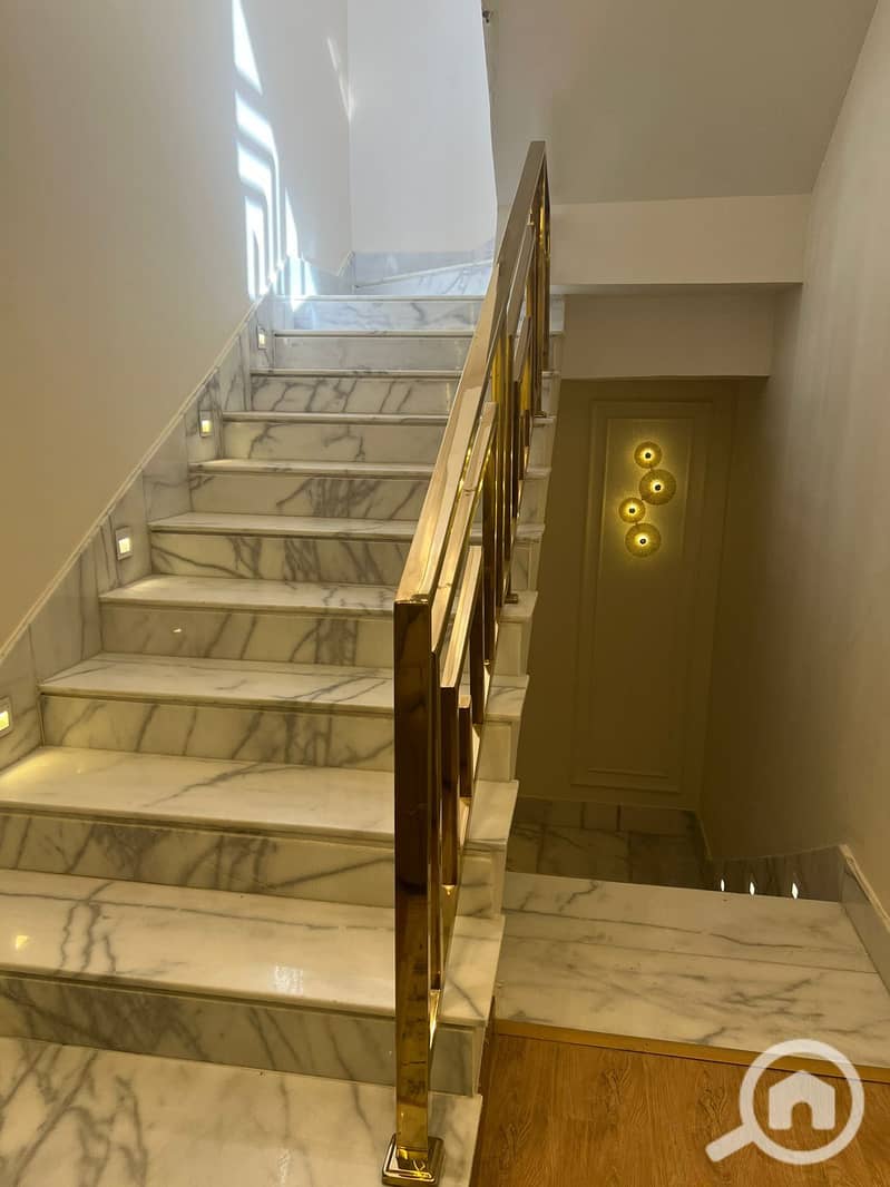 4 WhatsApp Image 2025-02-11 at 11.29. 52 PM. jpeg