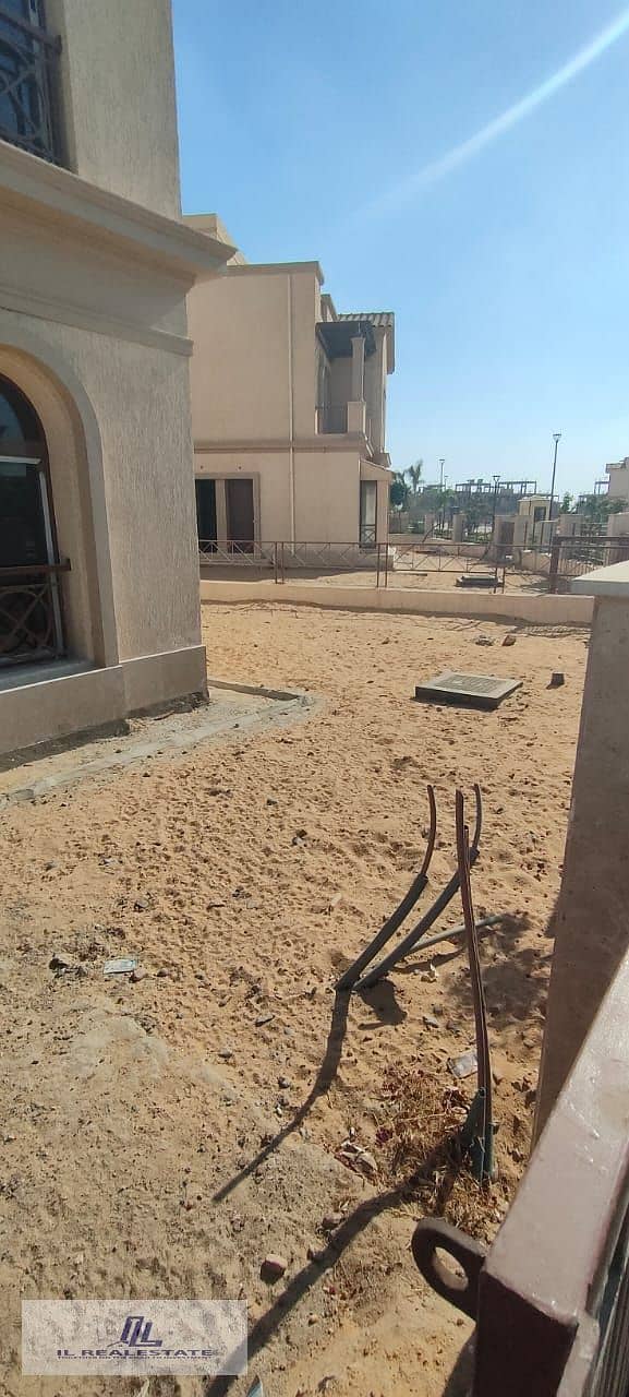 6 27b63cf8-d0c4-4187-b93e-c4ec9ec2c340. jpg