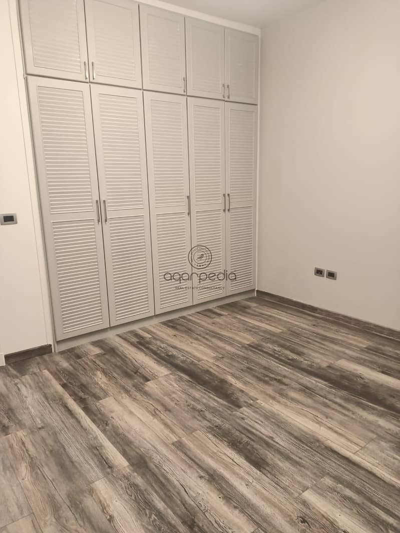 4 WhatsApp Image 2025-11-10 at 4.46. 20 PM (2). jpeg