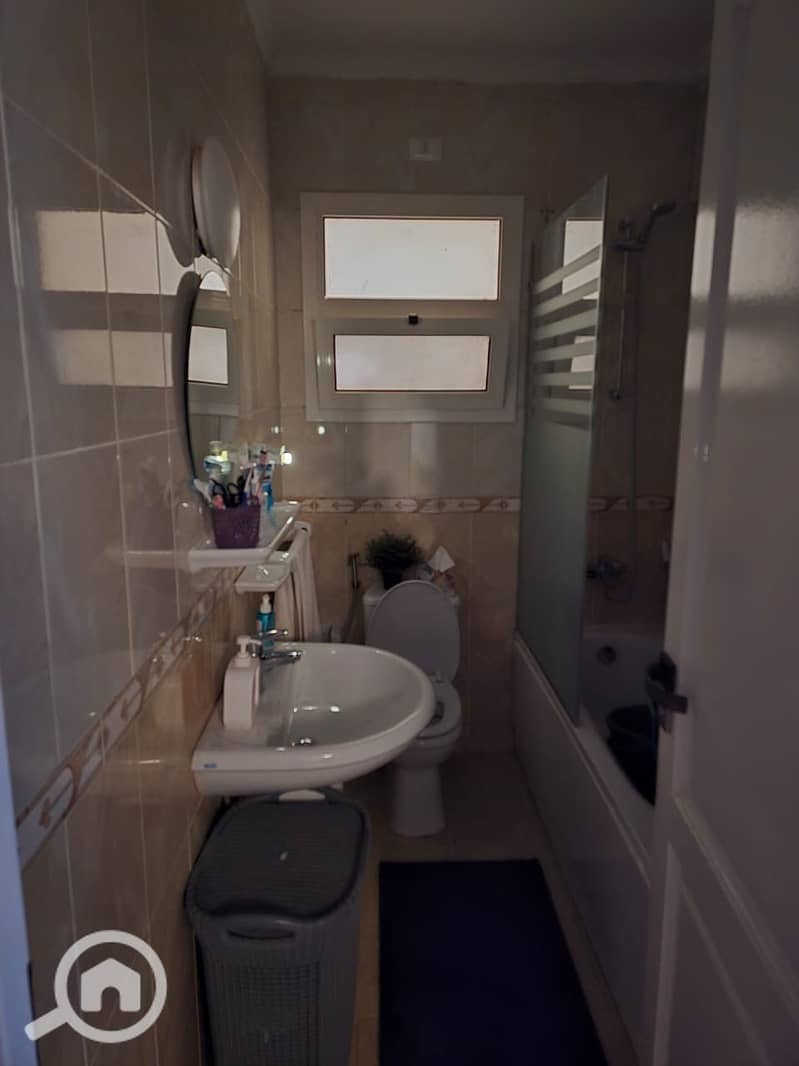 6 60258398-cd75-4c19-b88e-a02f6e19073d. jpeg