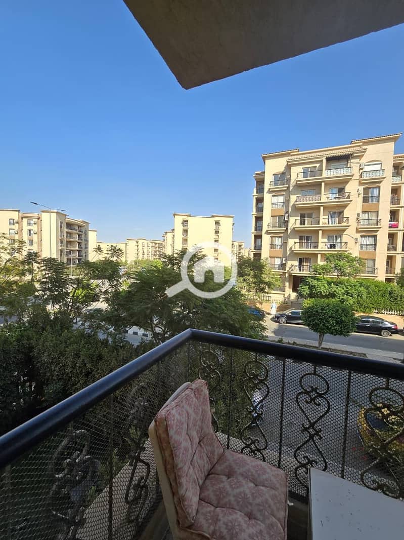 9 b7467f3f-a75f-4857-8318-a18ede8bca30. jpeg