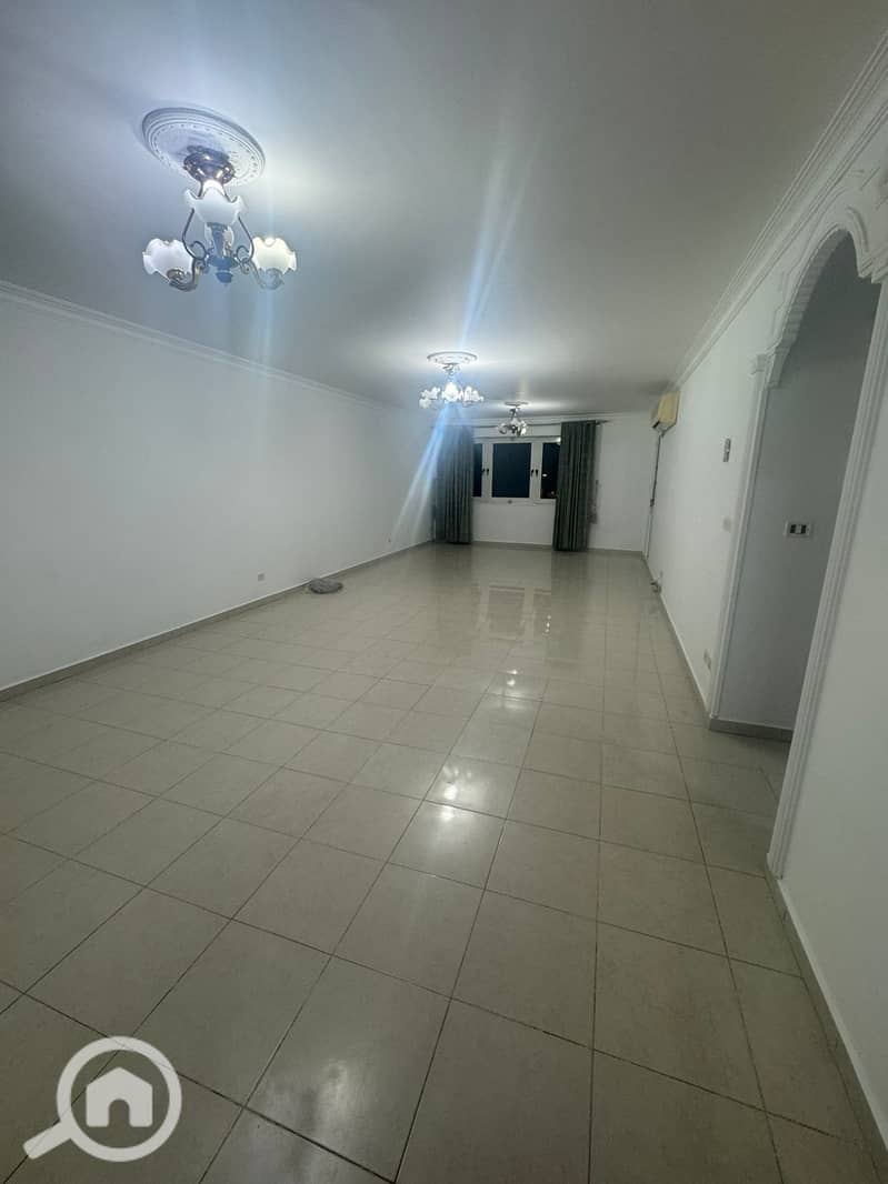 7 ce405e6f-6f15-4949-874b-b8f29b9f5544. jpg