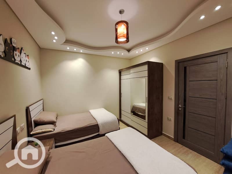 4 3dc584fb-24dc-407d-bc0a-c755d1bf0f09. jpg