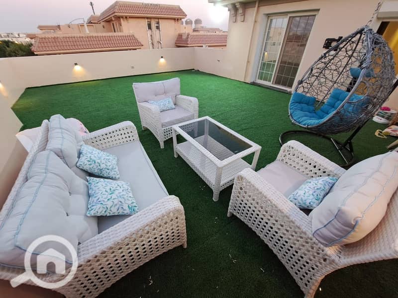 15 d282bb98-a72c-4a24-8eb2-ccb721ae6c29. jpg