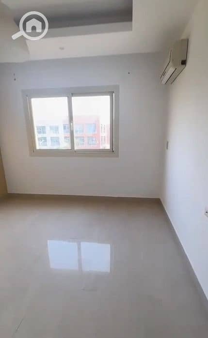 7 WhatsApp Image 2025-11-06 at 17.44. 21_f7abbf6d. jpg