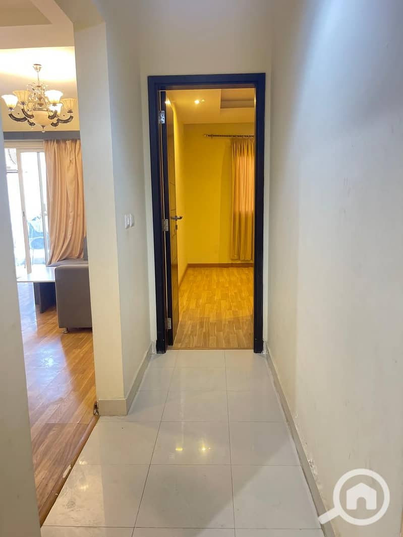 10 ef8348f5-06c7-4828-b730-0a3527e17ec2. jpeg