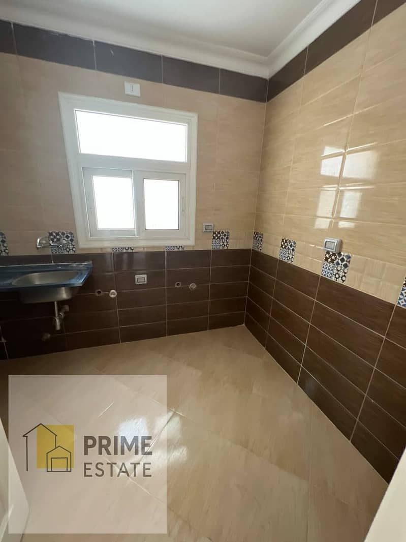 10 515106692_703473178967642_8115764701553664491_n. jpg