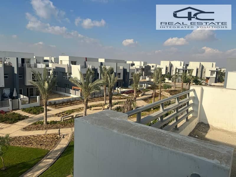 3 WhatsApp Image 2025-11-10 at 00.40. 33. jpeg