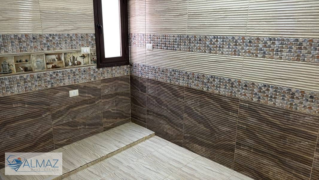 16 WhatsApp Image 2025-10-23 at 12.30. 33 PM. jpeg