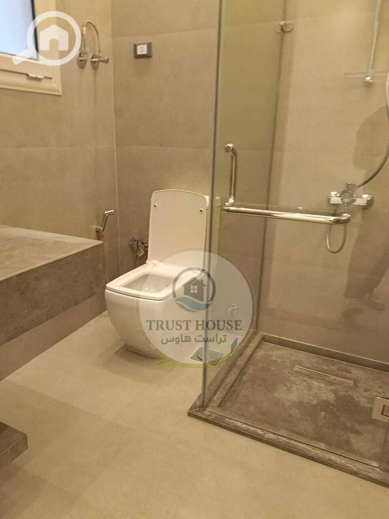 2 WhatsApp Image 2025-11-09 at 20.30. 09. jpeg