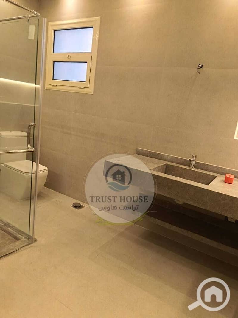 3 WhatsApp Image 2025-11-09 at 20.30. 10 (1). jpeg