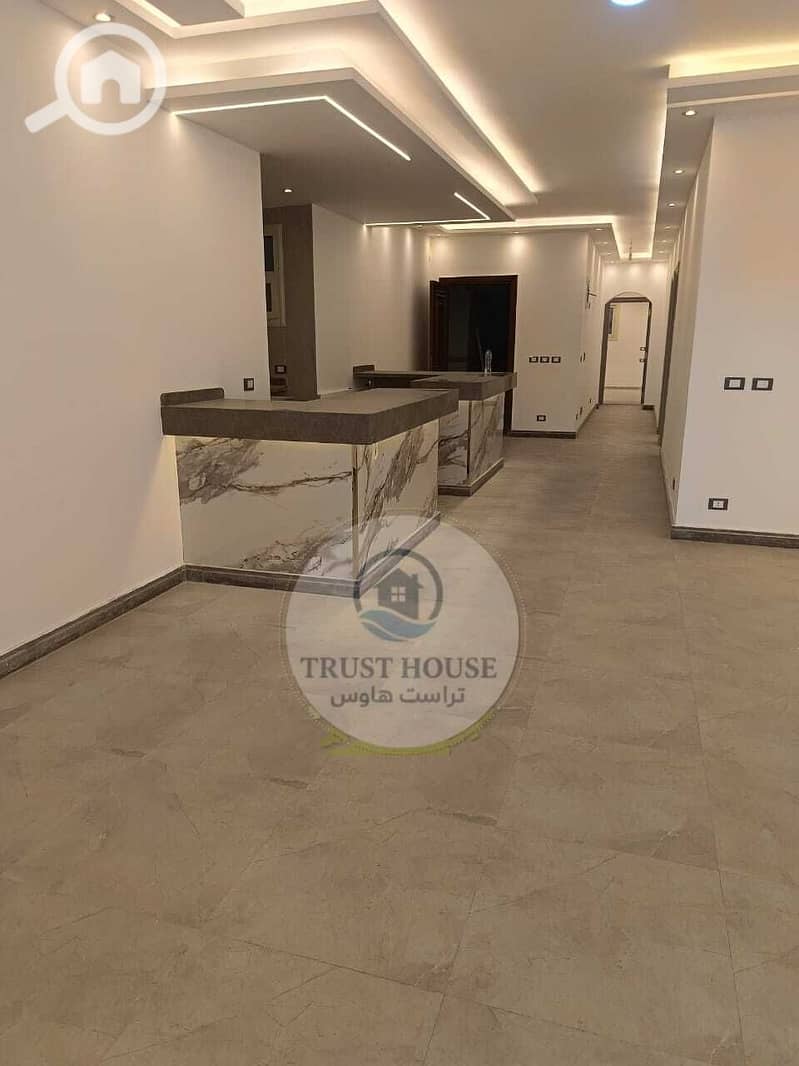 17 WhatsApp Image 2025-11-09 at 20.32. 36 (1). jpeg